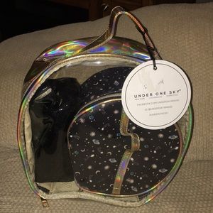 🌎 NWT Lovely 3-Piece Cosmetic Bags